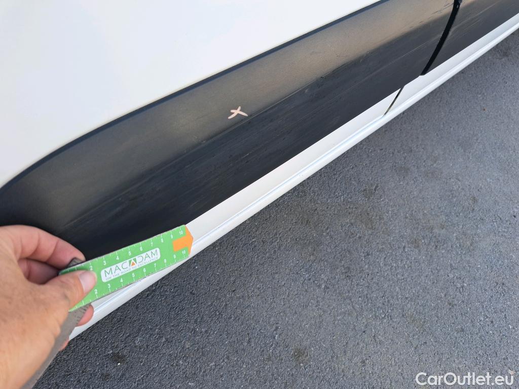  Peugeot  Partner PEUGEOT  / 2018 / 3P / furgón derivado de turismo Pro Standard 600kg BlueHDi 73kW (AC) #17