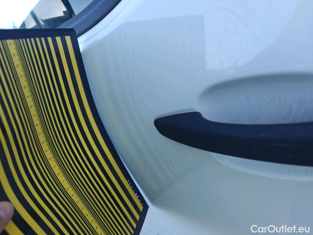  Peugeot  Partner PEUGEOT  / 2018 / 3P / furgón derivado de turismo Pro Standard 600kg BlueHDi 73kW (AC) #45