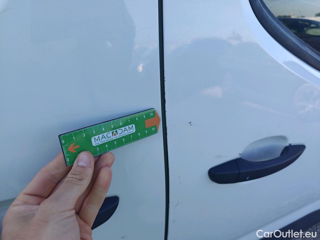  Peugeot  Partner PEUGEOT  / 2018 / 3P / furgón derivado de turismo Pro Standard 600kg BlueHDi 73kW (AC) #25