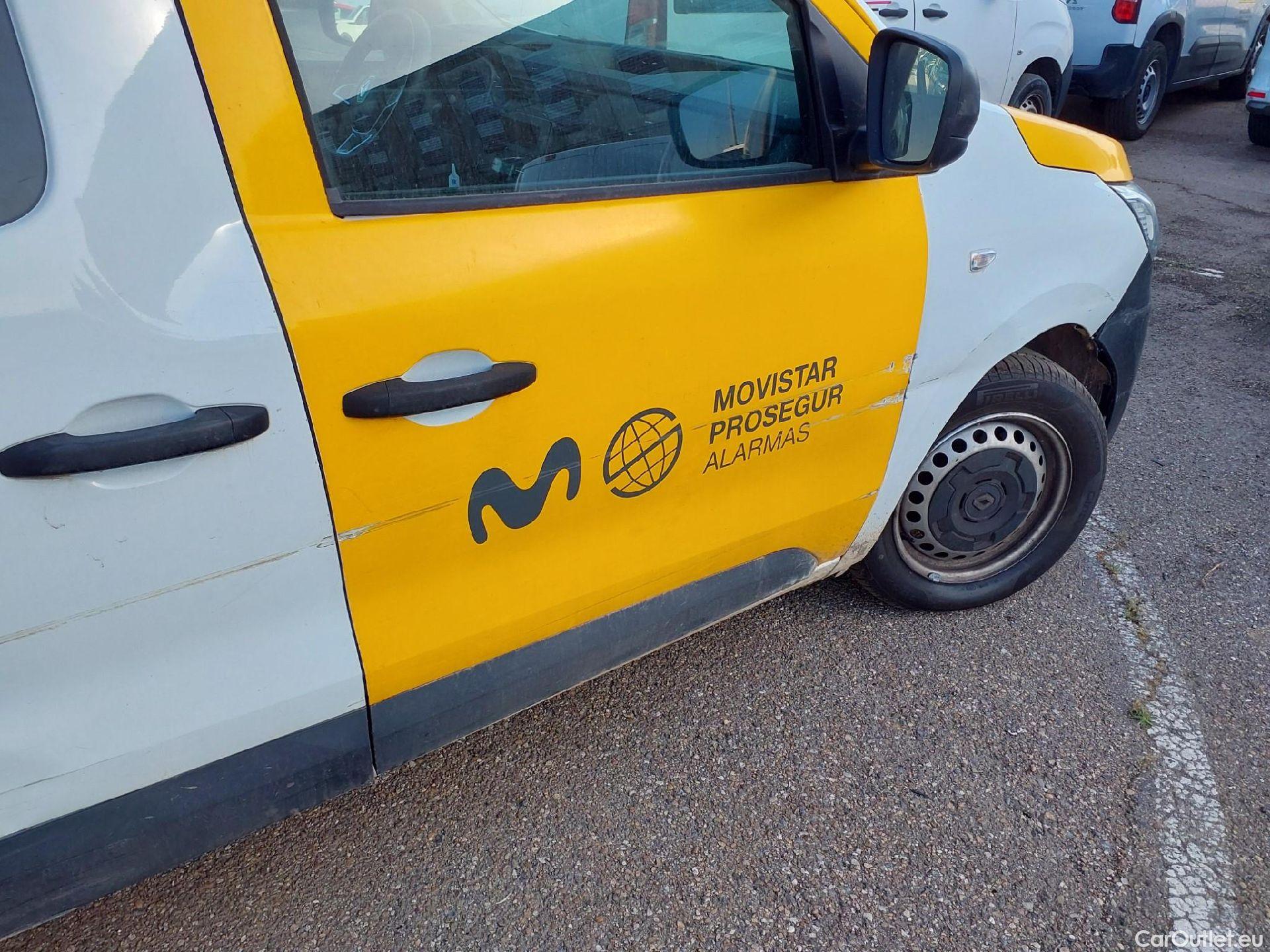  Renault  EXPRESS RENAULT  / 2021 / 4P / furgón derivado de turismo Confort 1.5 Blue dCi 55 kW (75 cv) #30