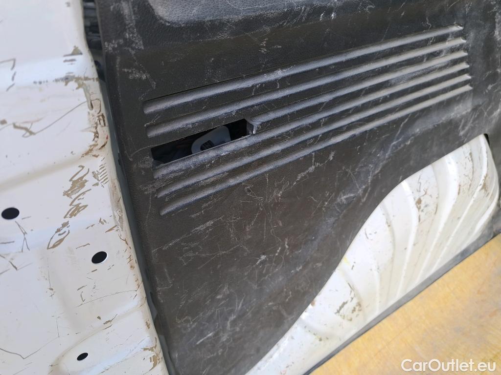  Peugeot  Partner PEUGEOT  / 2018 / 3P / furgón derivado de turismo Pro Standard 600kg BlueHDi 73kW (AC) #23