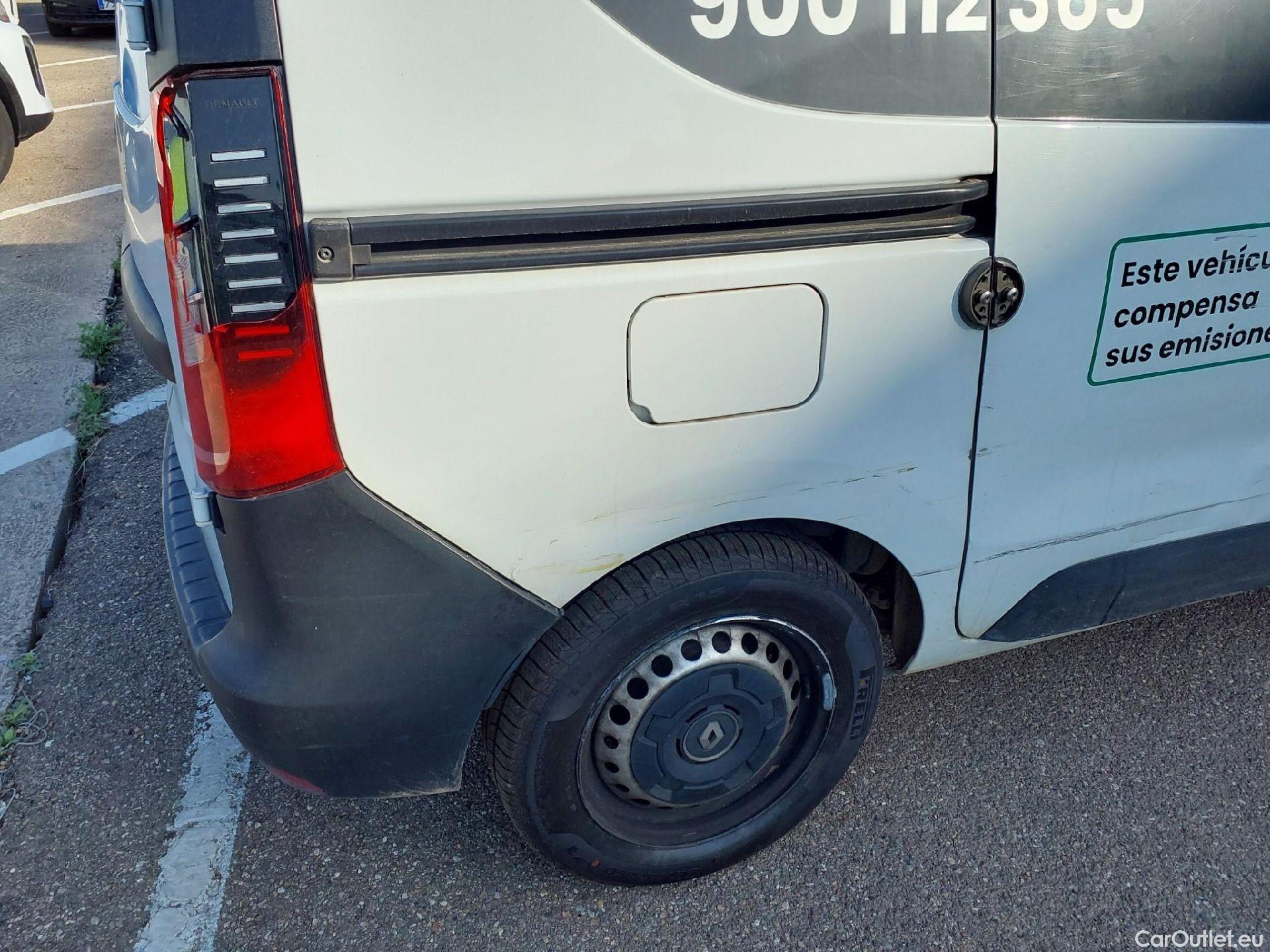  Renault  EXPRESS RENAULT  / 2021 / 4P / furgón derivado de turismo Confort 1.5 Blue dCi 55 kW (75 cv) #25