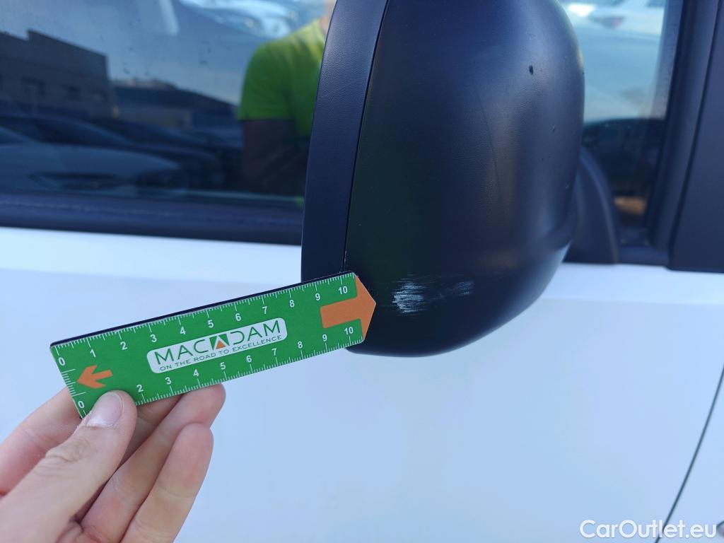  Peugeot  Partner PEUGEOT  / 2018 / 3P / furgón derivado de turismo Pro Standard 600kg BlueHDi 73kW (AC) #82