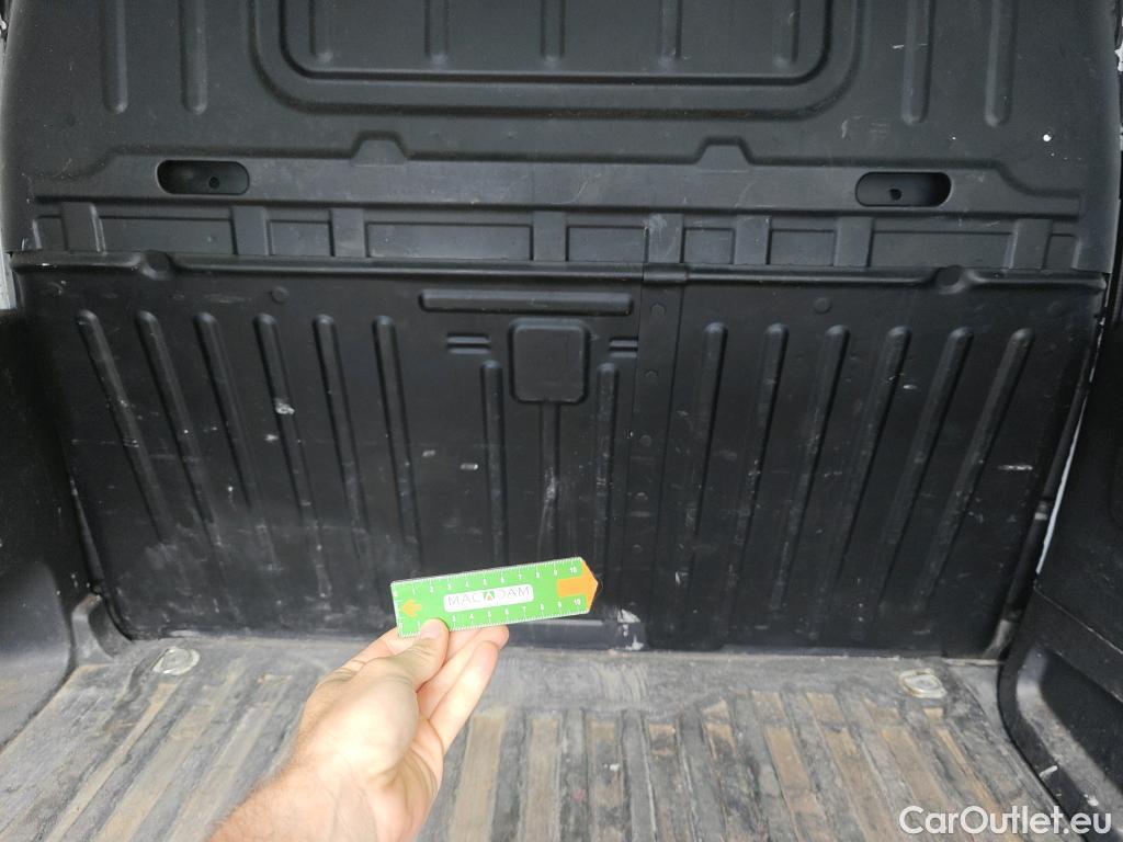  Peugeot  Partner PEUGEOT  / 2018 / 3P / furgón derivado de turismo Pro Standard 600kg BlueHDi 73kW (AC) #93