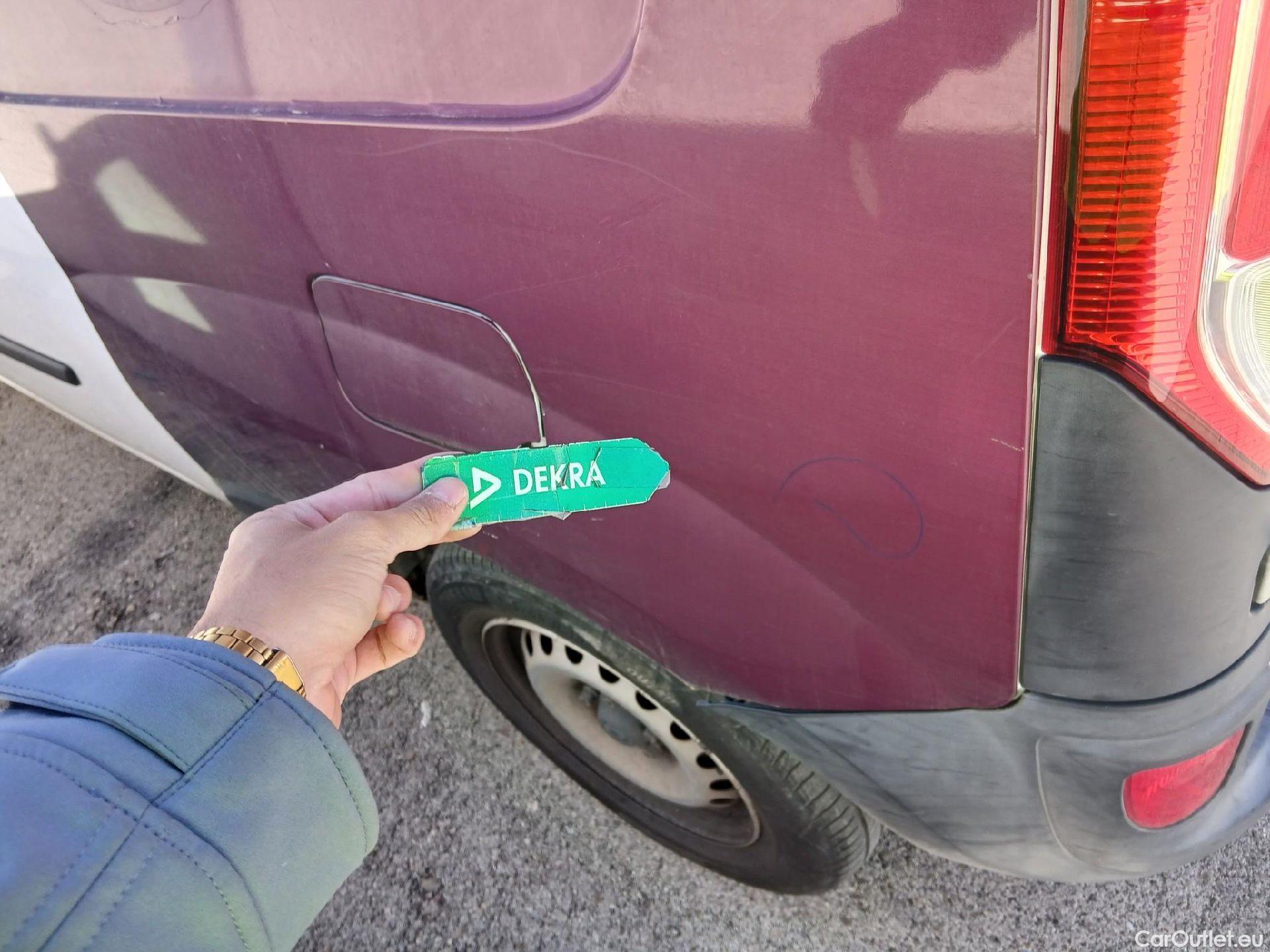  Renault  Kangoo RENAULT  Furgón/2013/4P/furgón derivado de turismo Maxi 2p Blue dCi 70 kW (95CV) #20