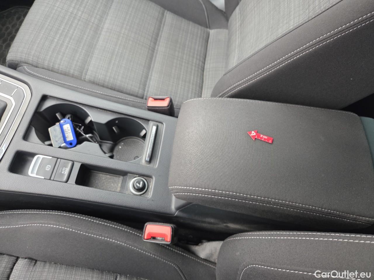  Volkswagen  Passat Comfortl.2.0 TSI ACT OPF DSG 190 CP #57