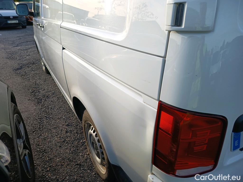  Land Rover  Discovery VOLKSWAGEN Transporter / 2020 / 4P / furgón Furgón Corto TN 2.0 TDI 110kW 4MO #3
