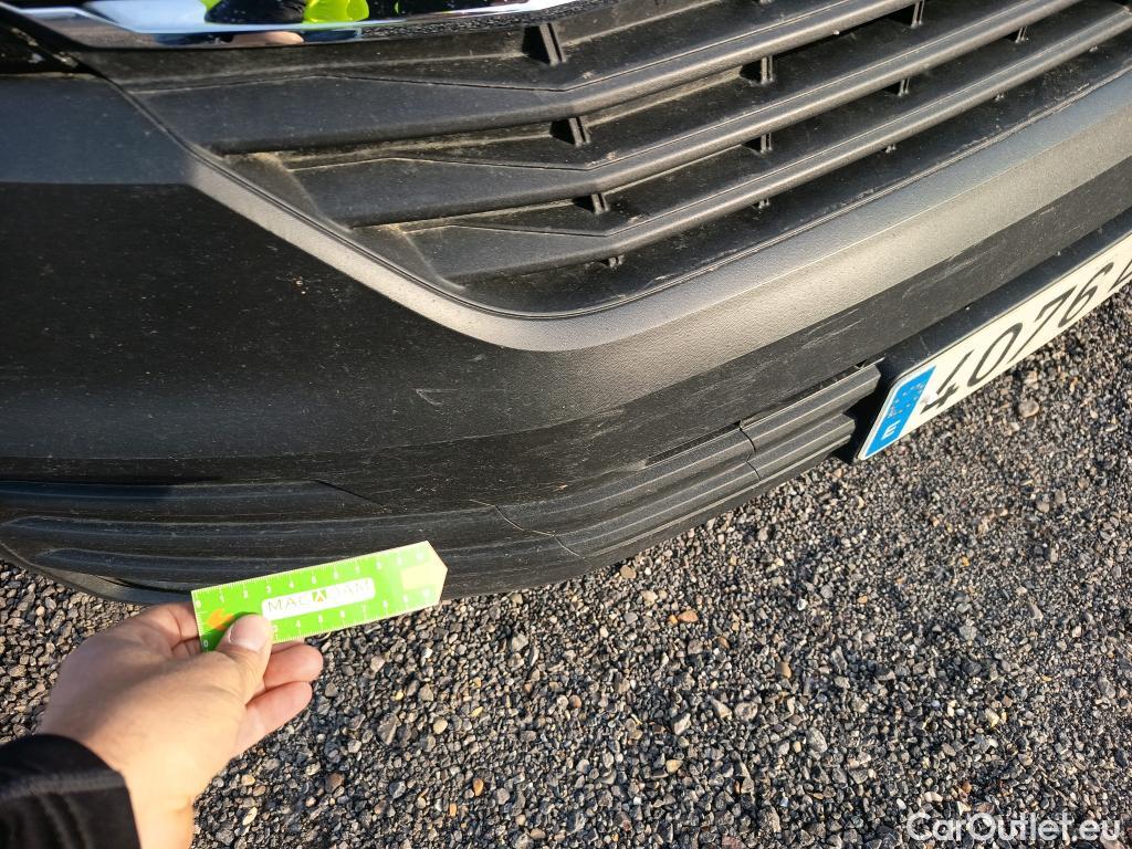  Land Rover  Discovery VOLKSWAGEN Transporter / 2020 / 4P / furgón Furgón Corto TN 2.0 TDI 110kW 4MO #29