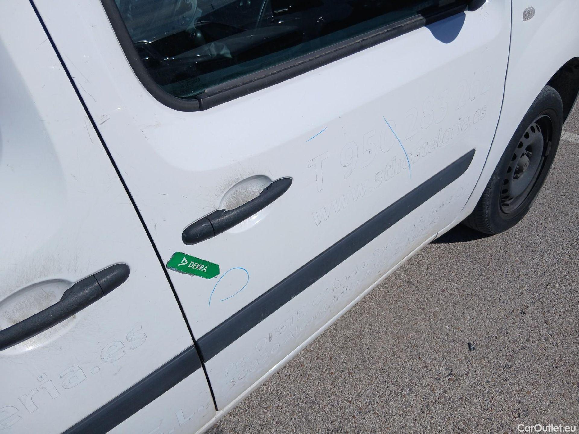  Renault  Kangoo RENAULT  Furgón/2013/4P/furgón derivado de turismo Maxi 2p Blue dCi 70 kW (95CV) #41