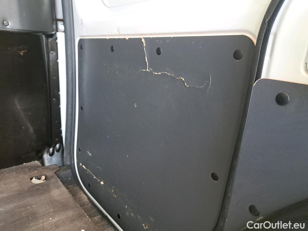  Renault  Kangoo RENAULT  Furgón/2013/3P/furgón derivado de turismo Profesional dCi 55 kW (75 CV) #17