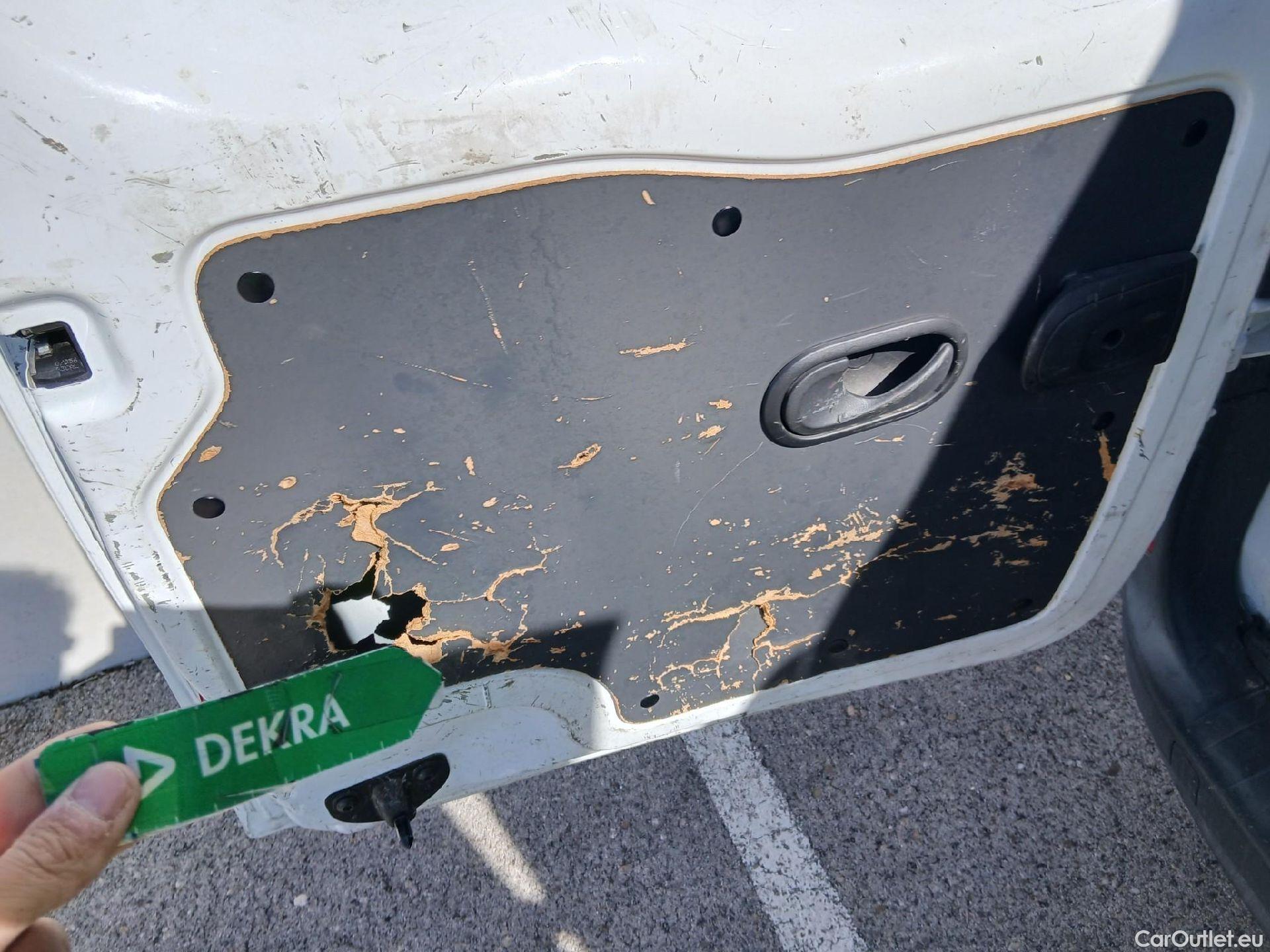  Renault  Kangoo RENAULT  Furgón/2013/4P/furgón derivado de turismo Maxi 2p Blue dCi 70 kW (95CV) #30