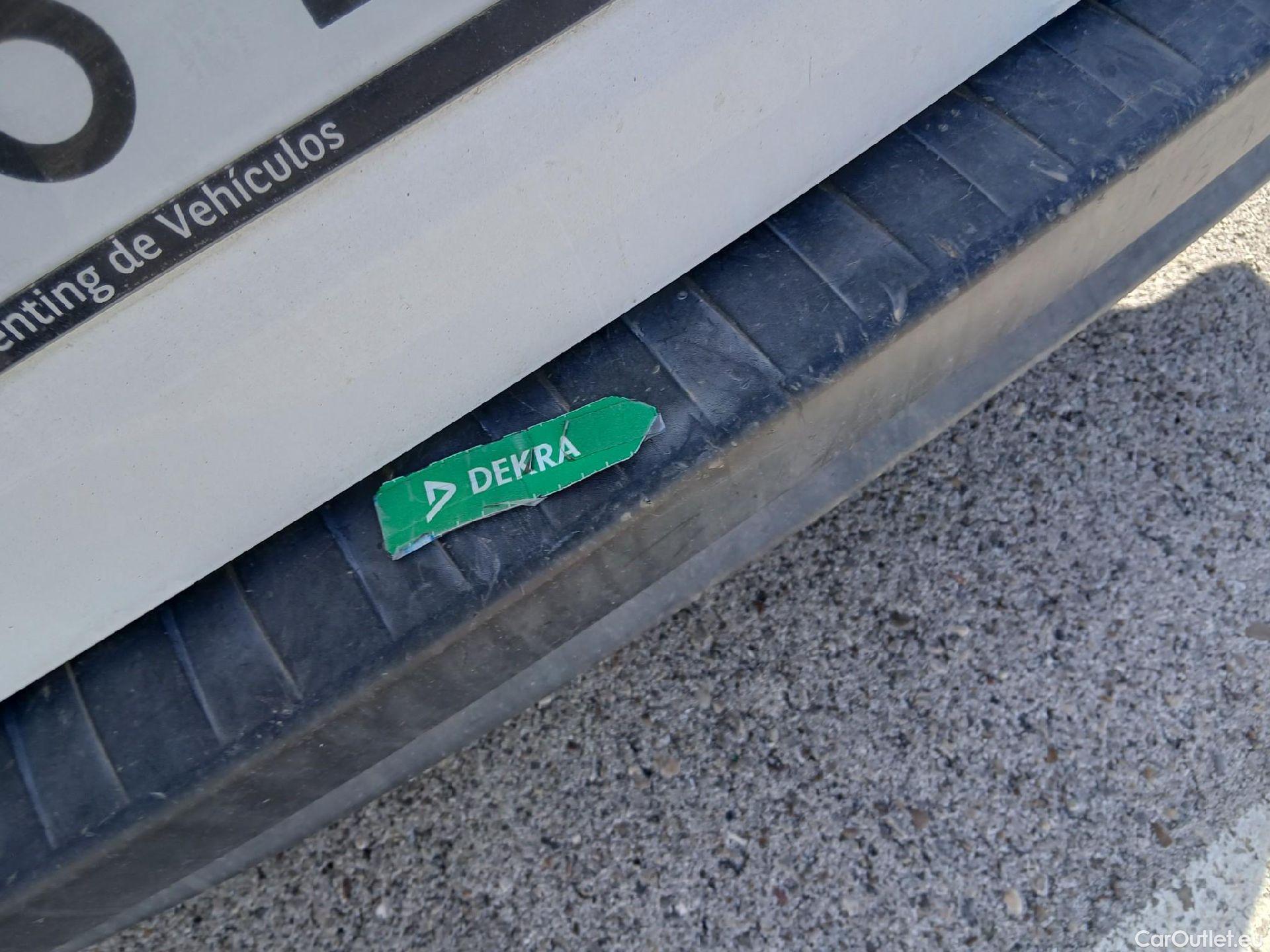  Renault  Kangoo RENAULT  Furgón/2013/4P/furgón derivado de turismo Maxi 2p Blue dCi 70 kW (95CV) #23