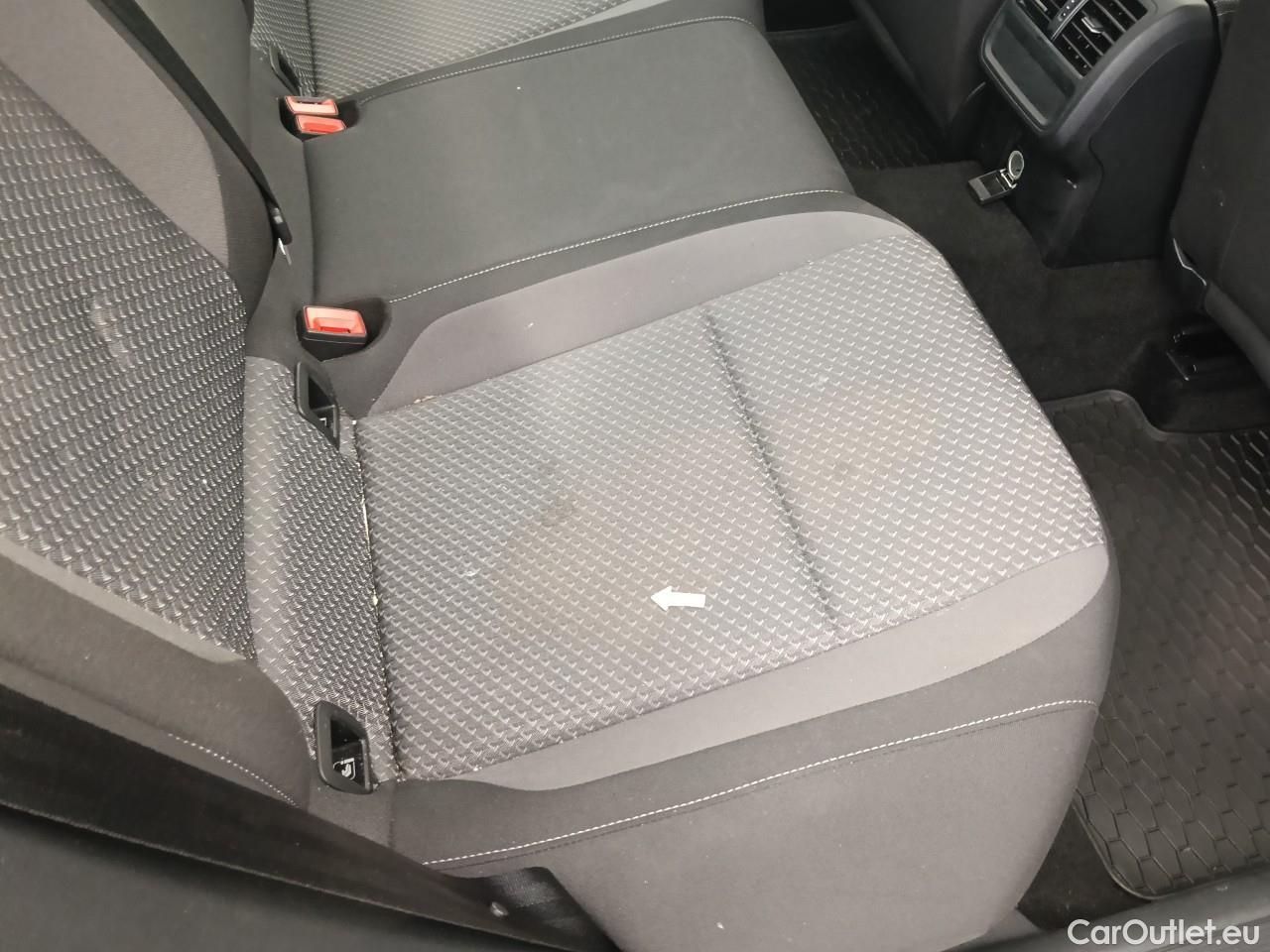  Volkswagen  Passat Advance 1.5 TSI ACT 150 CP #11