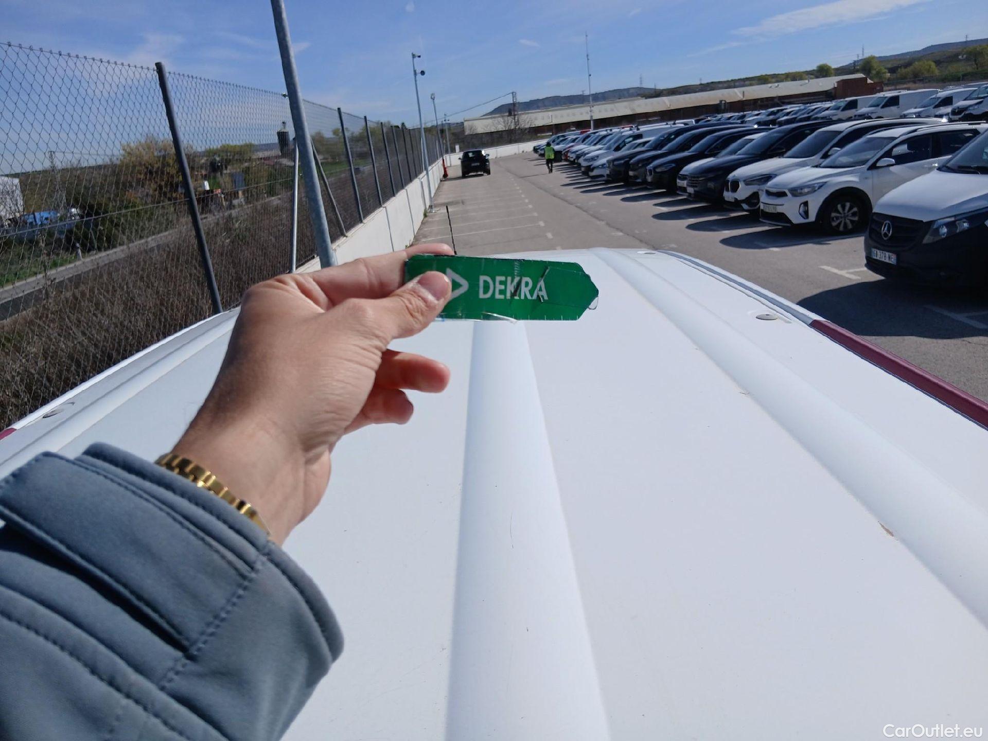  Renault  Kangoo RENAULT  Furgón/2013/4P/furgón derivado de turismo Maxi 2p Blue dCi 70 kW (95CV) #35