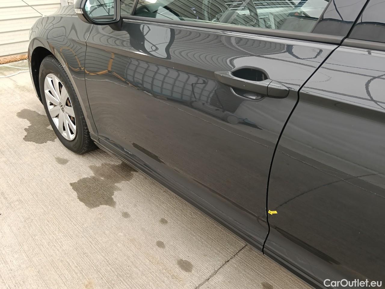  Volkswagen  Passat Advance 1.5 TSI ACT 150 CP #2