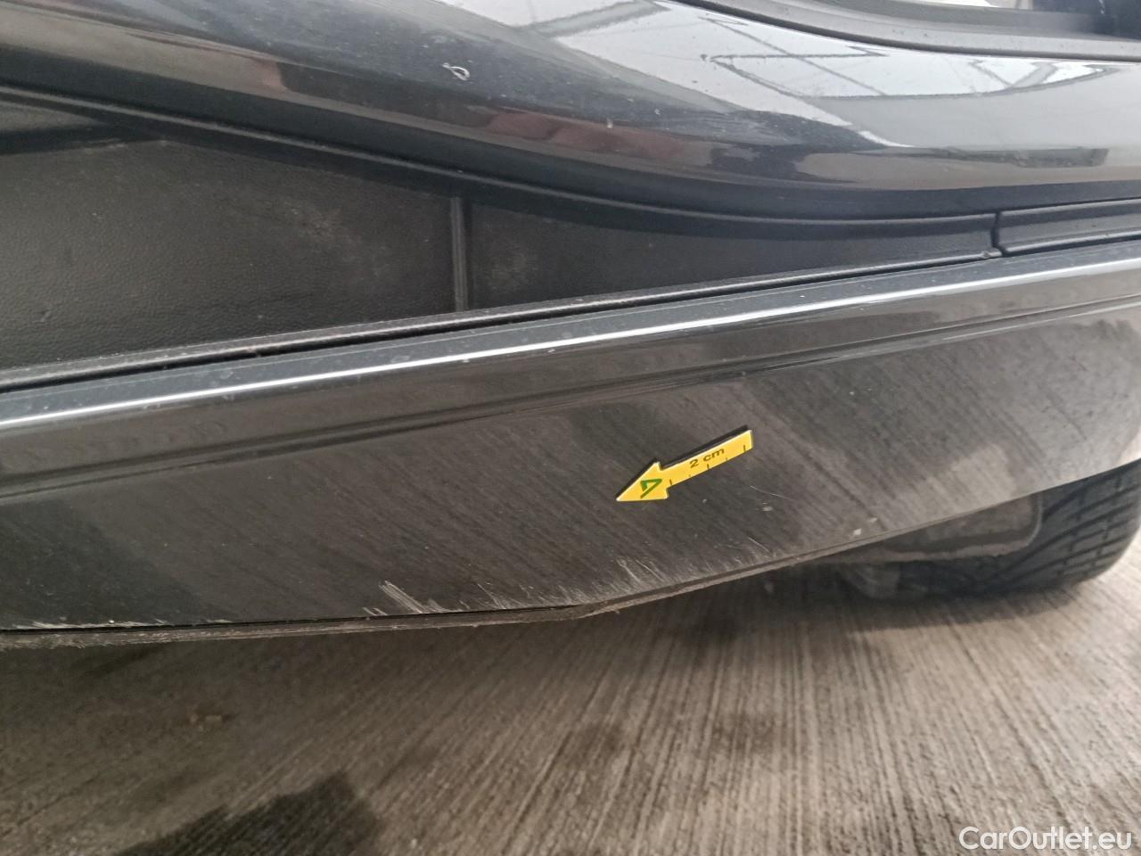  Volkswagen  Passat Advance 1.5 TSI ACT 150 CP #4