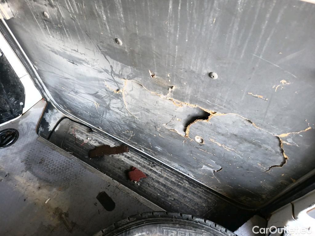  Land Rover  Discovery VOLKSWAGEN Transporter / 2020 / 4P / furgón Furgón Corto TN 2.0 TDI 110kW 4MO #14