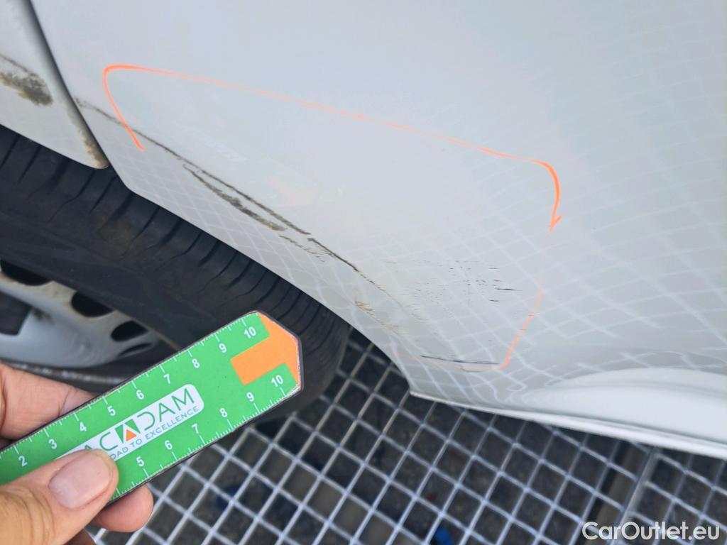  Volkswagen  Caddy VOLKSWAGEN  / 2015 / 4P / furgón derivado de turismo Profesional Furgón 2.0 TDI 55kW BMT #11