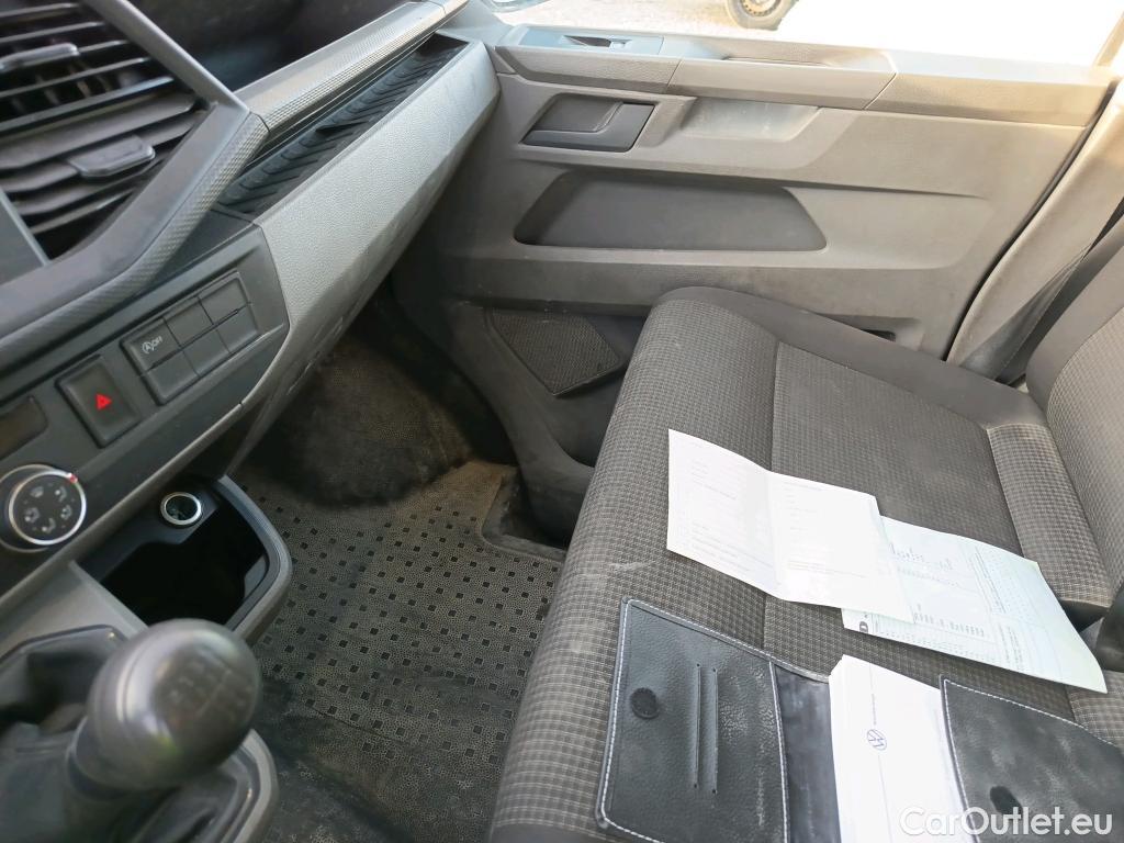  Land Rover  Discovery VOLKSWAGEN Transporter / 2020 / 4P / furgón Furgón Corto TN 2.0 TDI 110kW 4MO #11