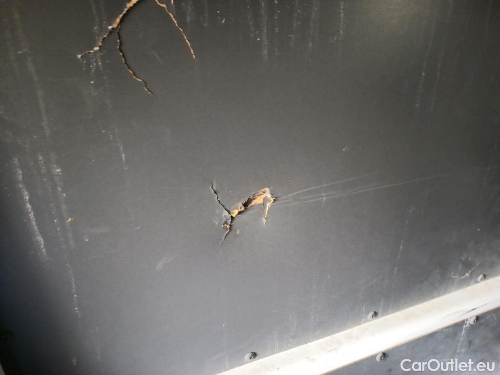  Land Rover  Discovery VOLKSWAGEN Transporter / 2020 / 4P / furgón Furgón Corto TN 2.0 TDI 110kW 4MO #18