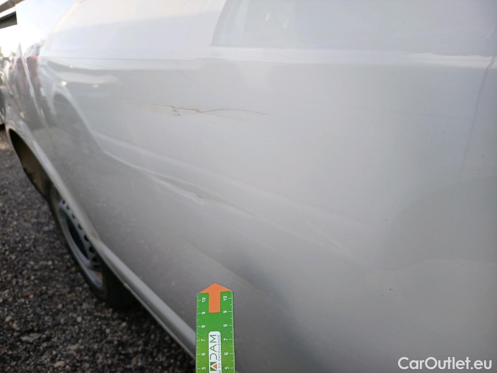  Land Rover  Discovery VOLKSWAGEN Transporter / 2020 / 4P / furgón Furgón Corto TN 2.0 TDI 110kW 4MO #7