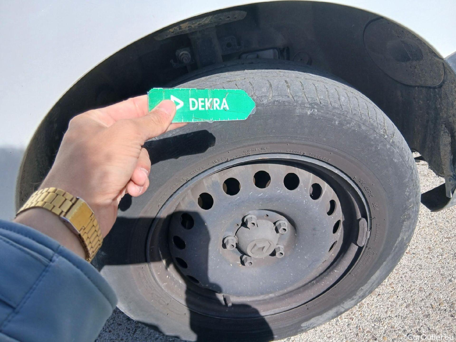  Renault  Kangoo RENAULT  Furgón/2013/4P/furgón derivado de turismo Maxi 2p Blue dCi 70 kW (95CV) #46