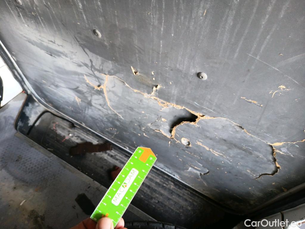  Land Rover  Discovery VOLKSWAGEN Transporter / 2020 / 4P / furgón Furgón Corto TN 2.0 TDI 110kW 4MO #15