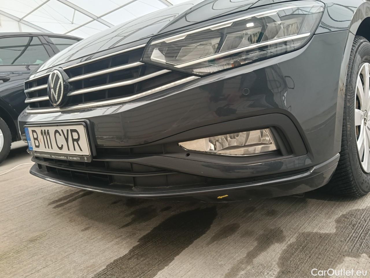  Volkswagen  Passat Advance 1.5 TSI ACT 150 CP #3
