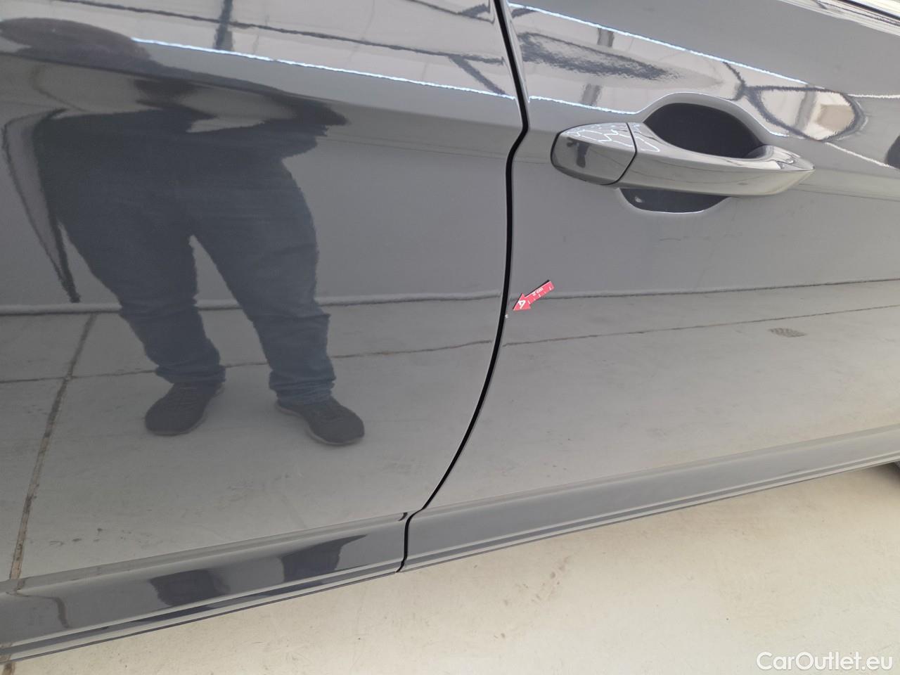  Volkswagen  Passat Comfortl.2.0 TSI ACT OPF DSG 190 CP #26