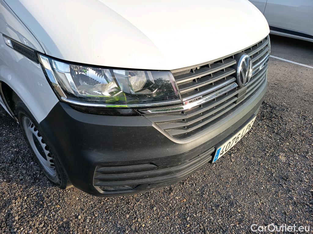  Land Rover  Discovery VOLKSWAGEN Transporter / 2020 / 4P / furgón Furgón Corto TN 2.0 TDI 110kW 4MO #28