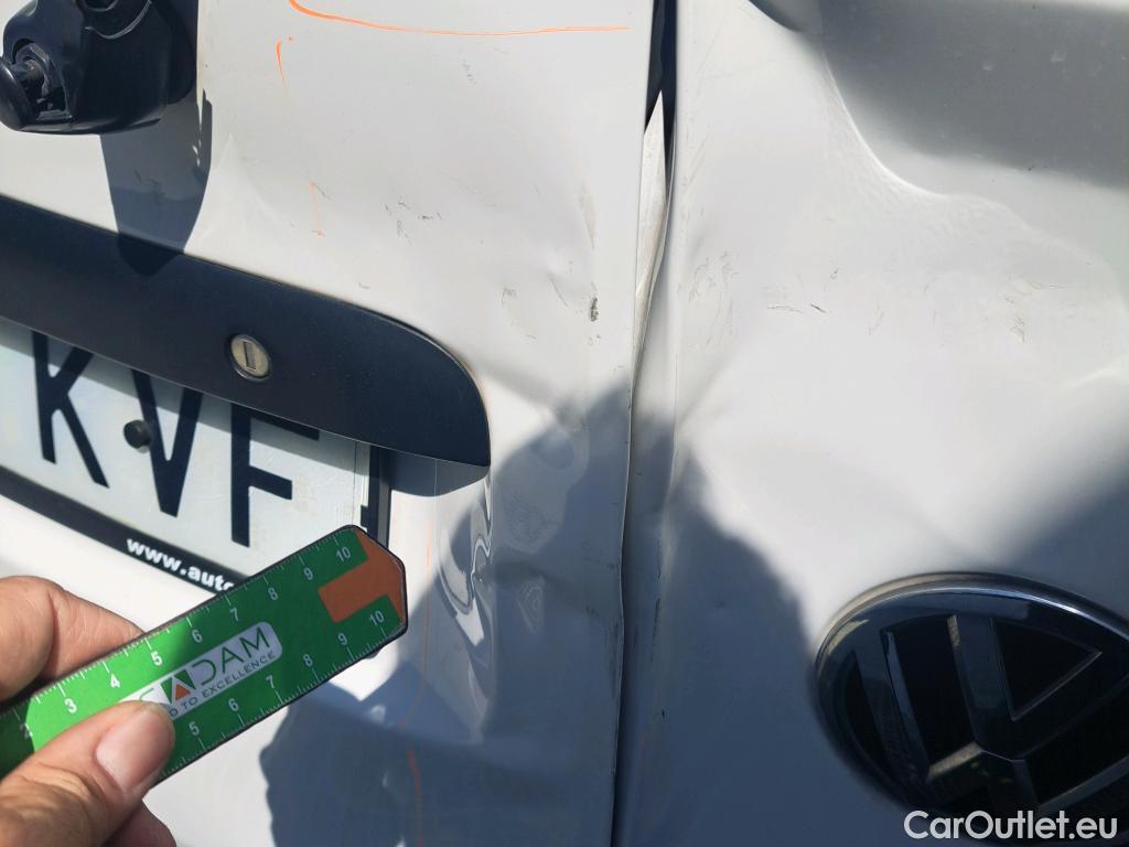  Volkswagen  Caddy VOLKSWAGEN  / 2015 / 4P / furgón derivado de turismo Profesional Furgón 2.0 TDI 55kW BMT #6