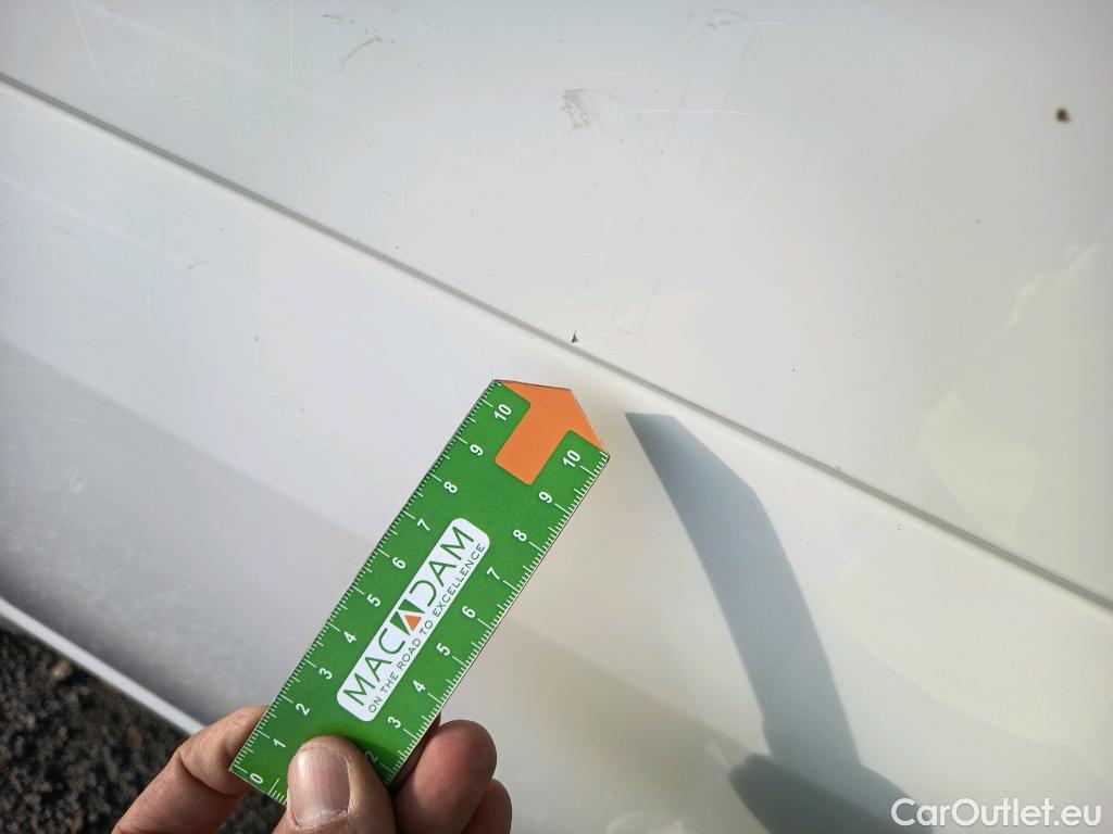  Land Rover  Discovery VOLKSWAGEN Transporter / 2020 / 4P / furgón Furgón Corto TN 2.0 TDI 110kW 4MO #37