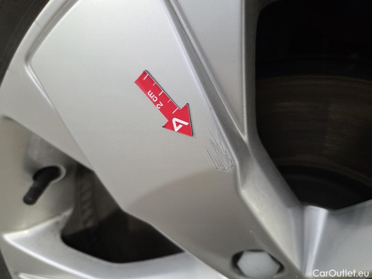  Volvo  XC 40 2.0 B4 P 197CP Momentum Pro AT8 #20