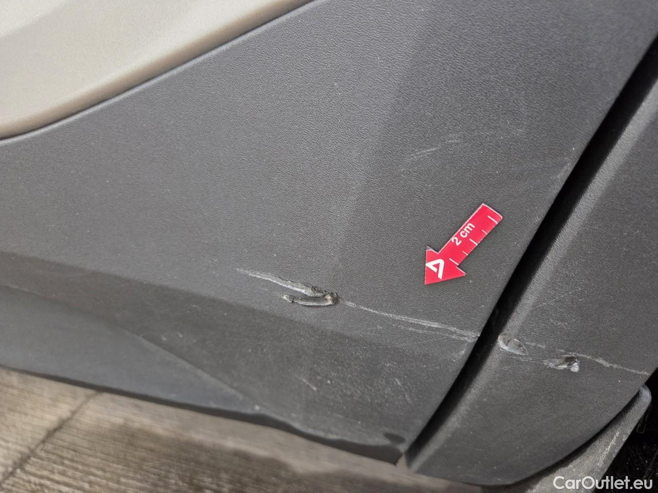  Volvo  XC 40 2.0 B4 P 197CP Momentum Pro AT8 #49