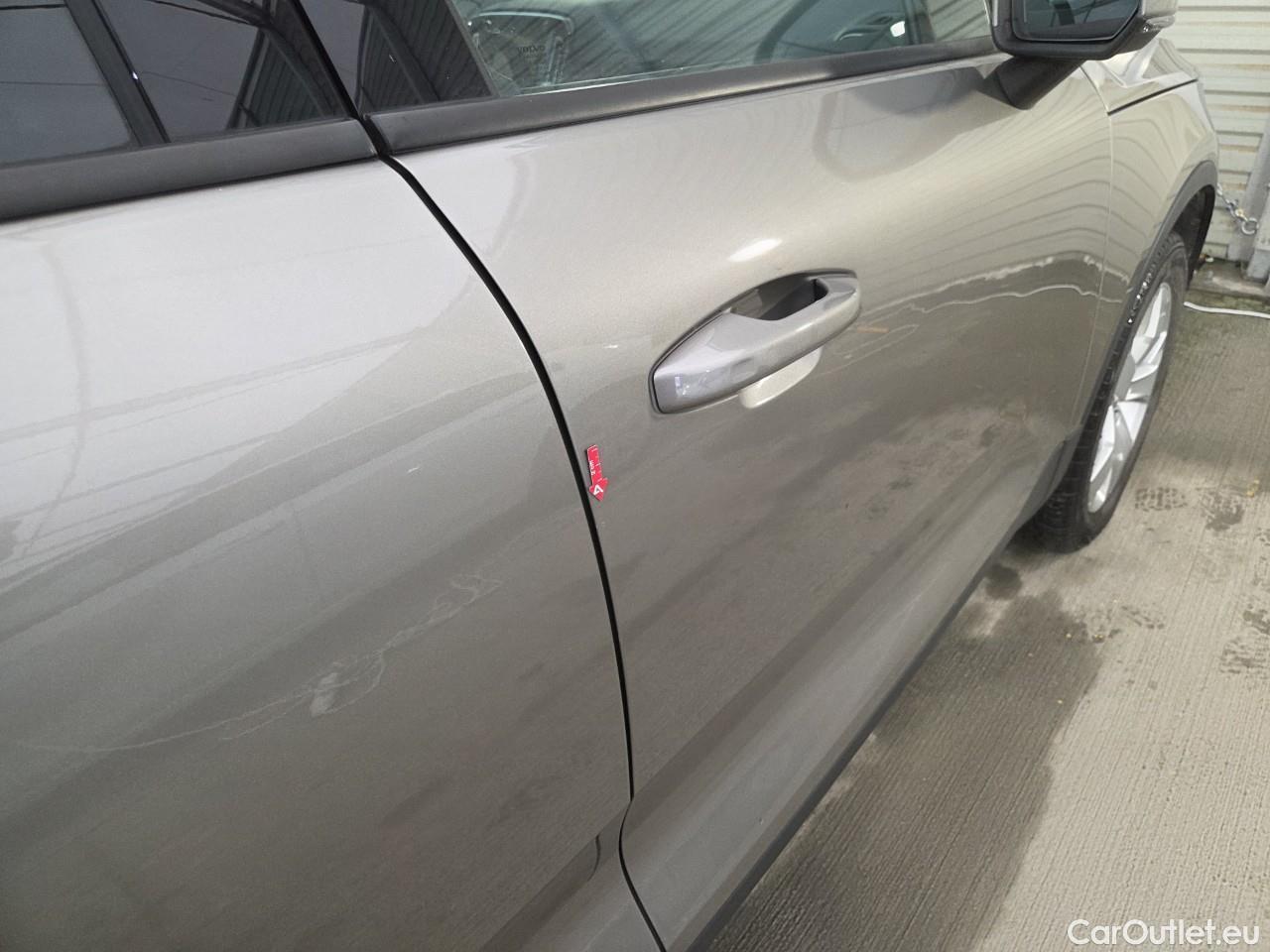  Volvo  XC 40 2.0 B4 P 197CP Momentum Pro AT8 #24