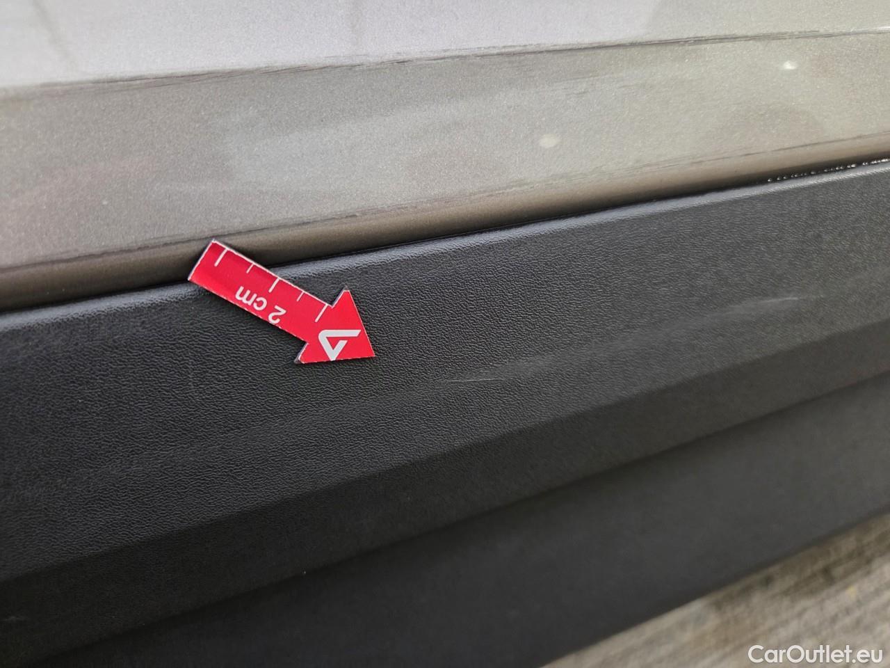  Volvo  XC 40 2.0 B4 P 197CP Momentum Pro AT8 #29