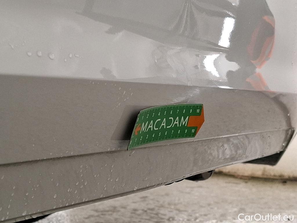  Bmw  Serie 3 BMW Série 3 Berline / 2018 / 4P / Berline 320d 190ch Business Design BVA8 #3