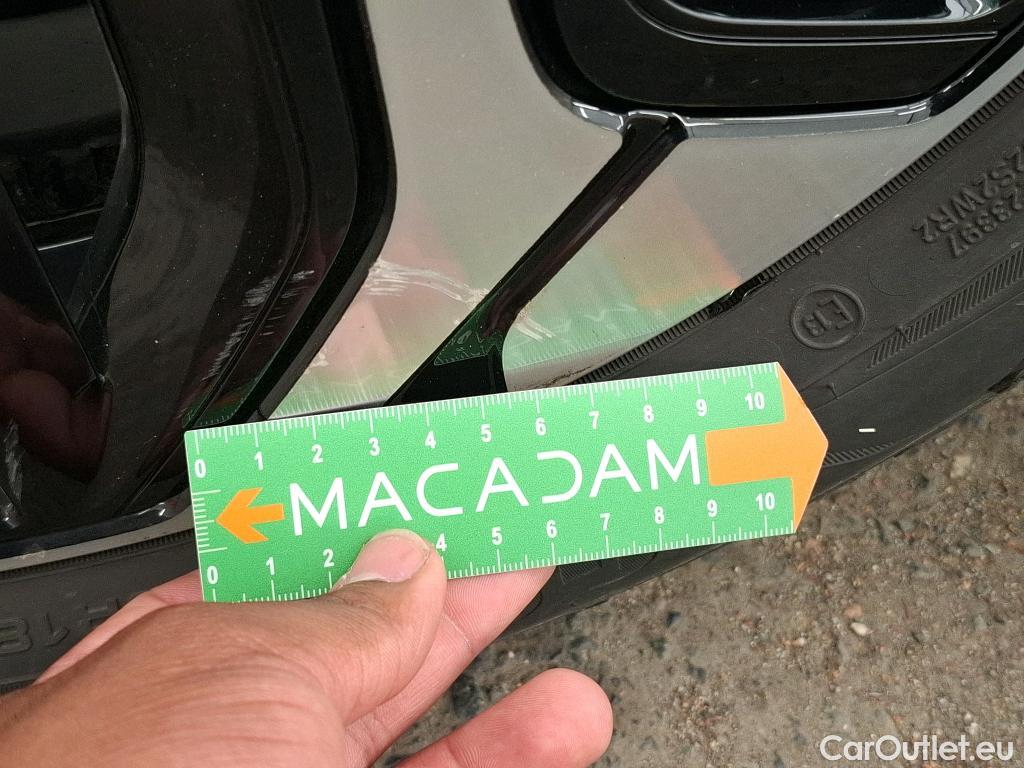  Citroen  C4  Berline Shine 1.2 PureTech 130CV BVM6 E6d #15