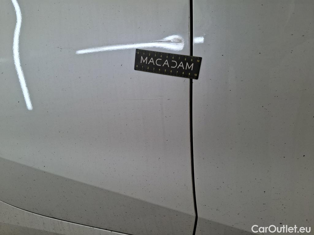  Bmw  Serie 1 Série 1 Berline 118 i Edition Sport 1.5 135CV BVA7 E6d #4