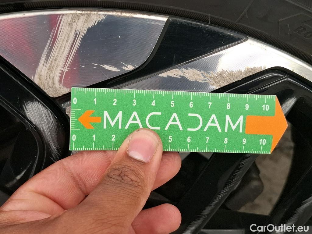  Citroen  C4  Berline Shine 1.2 PureTech 130CV BVM6 E6d #4