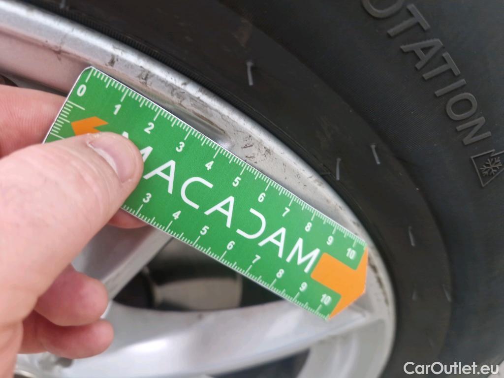  Bmw  X2 BMW   2017  5P  SUV sDrive18d Business Design BVA8 #1