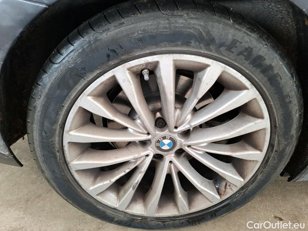  Bmw  Serie 5 BMW Série 5 Touring 2020 5P Break 520i 184ch Luxury #14