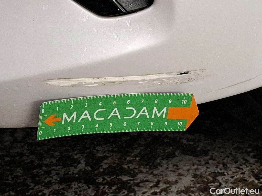  Bmw  Serie 3 BMW Série 3 Berline / 2018 / 4P / Berline 320d 190ch Business Design BVA8 #9