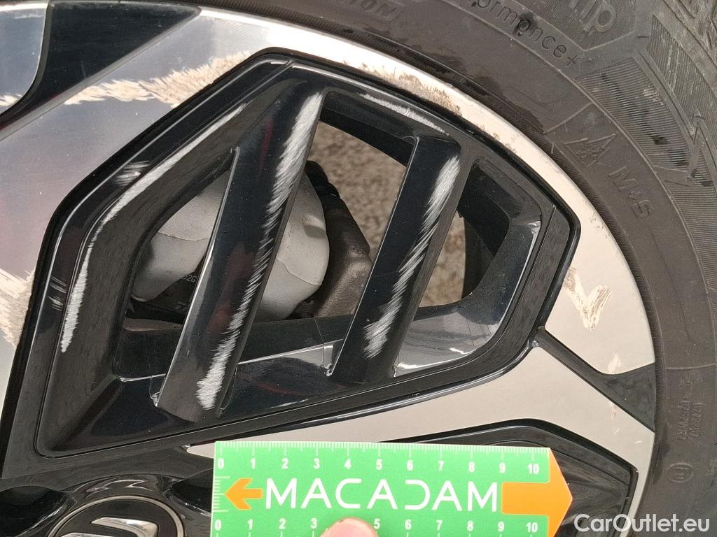  Citroen  C4  Berline Shine 1.2 PureTech 130CV BVM6 E6d #6