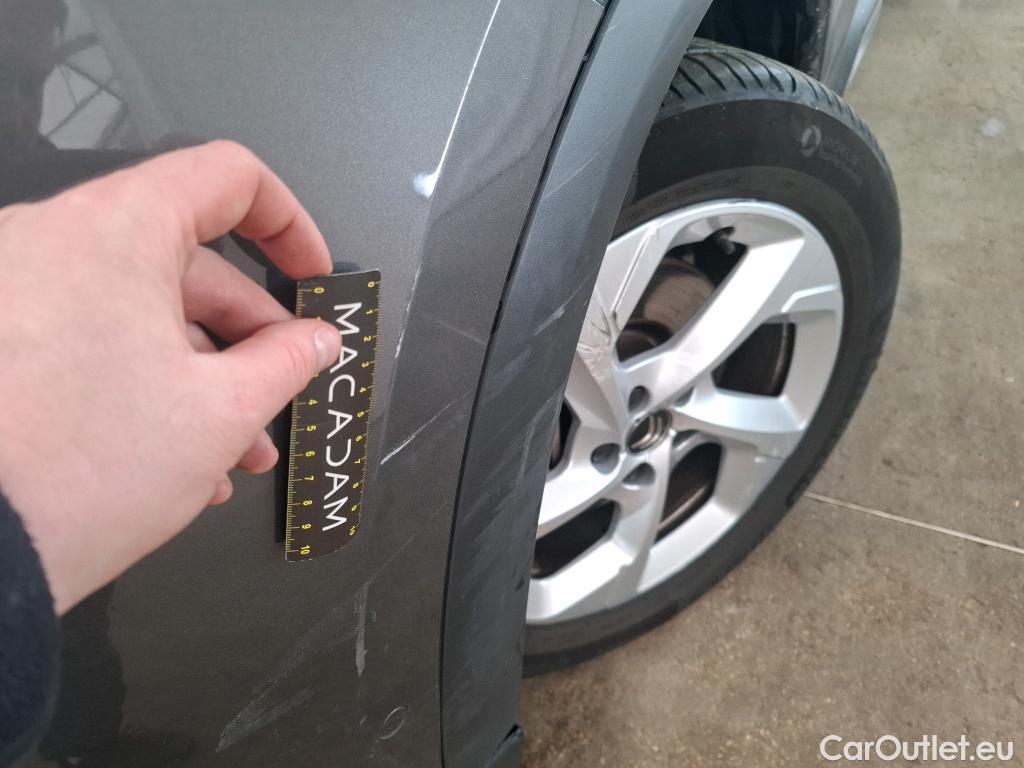  Citroen  C5 Aircross CITROEN  / 2018 / 5P / SUV Hybrid 225 ë-EAT8 Business #13