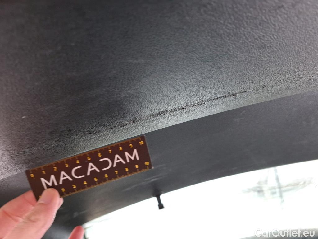  Ford  Kuga FORD  / 2019 / 5P / SUV 2.5 190 hybrid Flexifuel Pshift Titanium #19