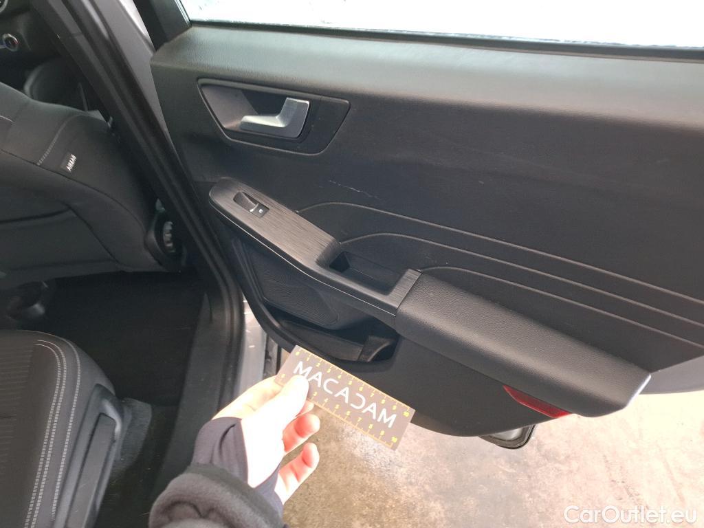  Ford  Kuga FORD  / 2019 / 5P / SUV 2.5 190 hybrid Flexifuel Pshift Titanium #12