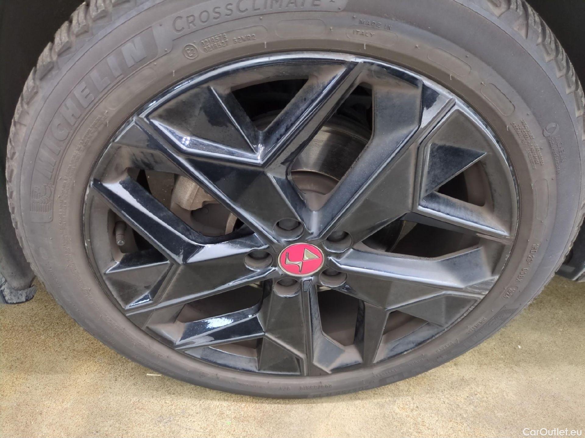  DS  DS4 4 Performance Line 1.2 PureTech 130CV BVA8 E6d #9