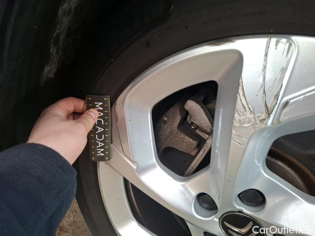  Citroen  C5 Aircross CITROEN  / 2018 / 5P / SUV Hybrid 225 ë-EAT8 Business #32