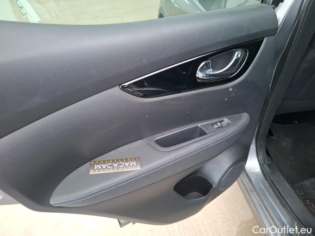  Nissan  Qashqai NISSAN  / 2017 / 5P / Crossover 1.5 DCI 115 Business Edition #8